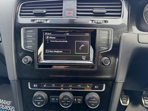 Volkswagen Golf 2.0 TSI BlueMotion Tech GTI Performance Hatchback 3dr Petrol Manual Euro 6 (s/s) (230 ps) - U79500