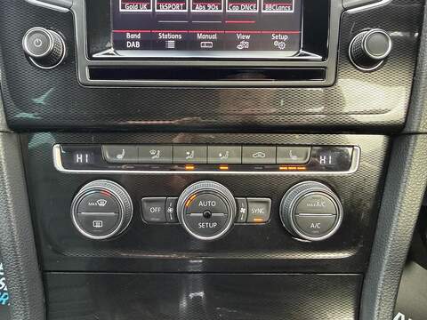 Volkswagen Golf 2.0 TSI BlueMotion Tech GTI Performance Hatchback 3dr Petrol Manual Euro 6 (s/s) (230 ps) - U79500