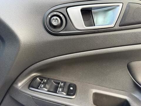 Ford EcoSport T EcoBoost Zetec SUV 1.0 Manual Petrol - U79506