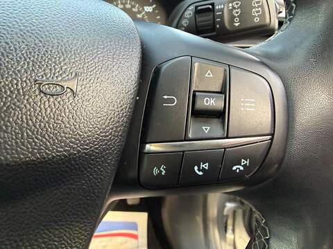 Ford Puma 1.0T EcoBoost MHEV Titanium Euro 6 (s/s) 5dr - U79511