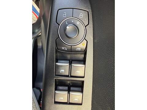 Ford Puma 1.0T EcoBoost MHEV Titanium Euro 6 (s/s) 5dr - U79511