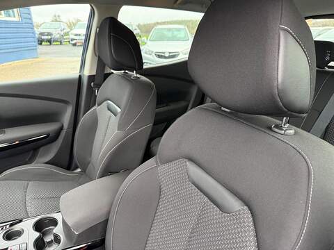 Renault Kadjar 1.5 dCi Dynamique Nav SUV 5dr Diesel EDC Euro 6 (s/s) (110 ps) - U79517