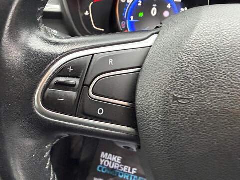 Renault Kadjar 1.5 dCi Dynamique Nav SUV 5dr Diesel EDC Euro 6 (s/s) (110 ps) - U79517