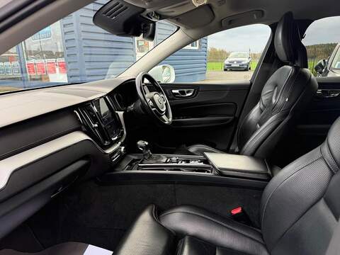 Volvo XC60 2.0 T5 Inscription Pro Auto AWD Euro 6 (s/s) 5dr - U79519