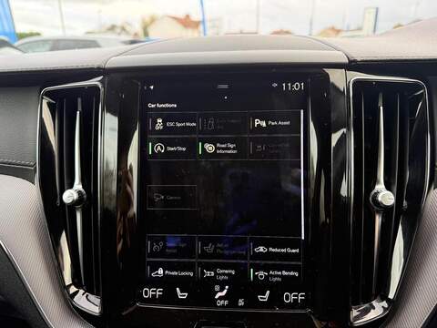 Volvo XC60 2.0 T5 Inscription Pro Auto AWD Euro 6 (s/s) 5dr - U79519