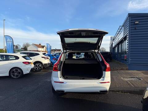 Volvo XC60 2.0 T5 Inscription Pro Auto AWD Euro 6 (s/s) 5dr - U79519