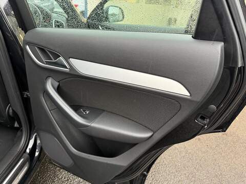 Audi Q3 2.0 TDI S line quattro Euro 5 (s/s) 5dr - U79522