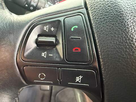 Kia Rio 1.25 2 Hatchback 5dr Petrol Manual Euro 6 (84 bhp) - U79526