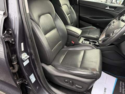 Hyundai TUCSON 1.6 T-GDi Premium SUV 5dr Petrol DCT Euro 6 (s/s) (177 ps) - U79527