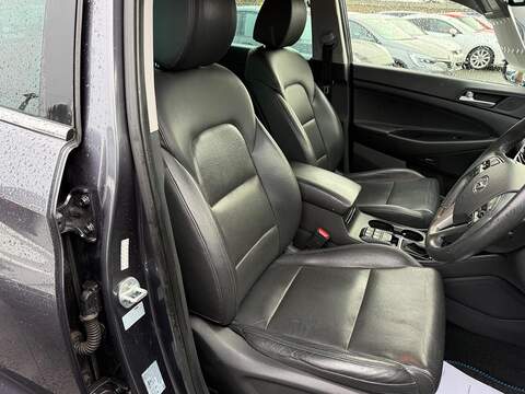 Hyundai TUCSON 1.6 T-GDi Premium SUV 5dr Petrol DCT Euro 6 (s/s) (177 ps) - U79527
