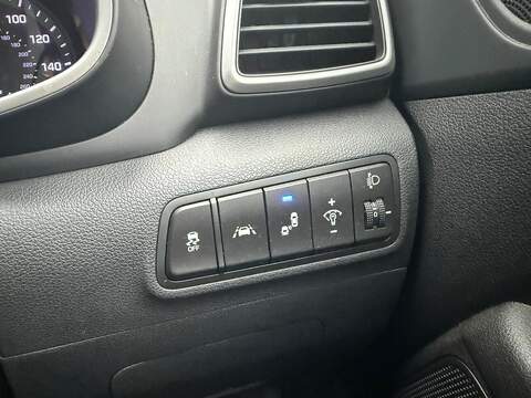 Hyundai TUCSON 1.6 T-GDi Premium SUV 5dr Petrol DCT Euro 6 (s/s) (177 ps) - U79527