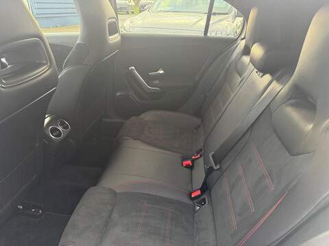Mercedes-Benz A Class 1.3 A200 AMG Line Hatchback 5dr Petrol Manual Euro 6 (s/s) (163 ps) - U79529