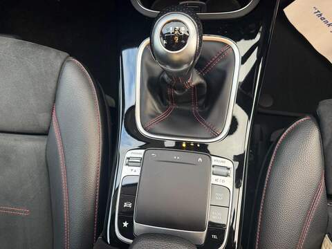 Mercedes-Benz A Class 1.3 A200 AMG Line Hatchback 5dr Petrol Manual Euro 6 (s/s) (163 ps) - U79529