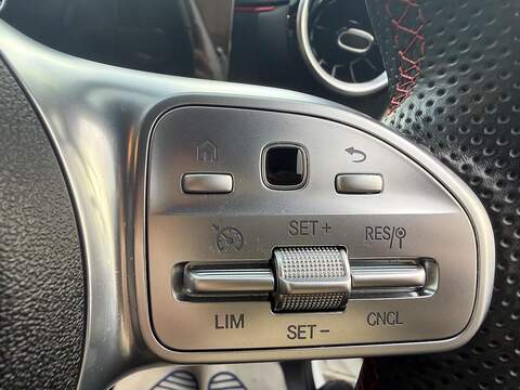 Mercedes-Benz A Class 1.3 A200 AMG Line Hatchback 5dr Petrol Manual Euro 6 (s/s) (163 ps) - U79529