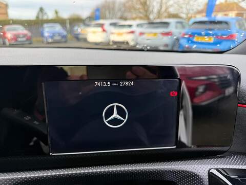 Mercedes-Benz A Class 1.3 A200 AMG Line Hatchback 5dr Petrol Manual Euro 6 (s/s) (163 ps) - U79529