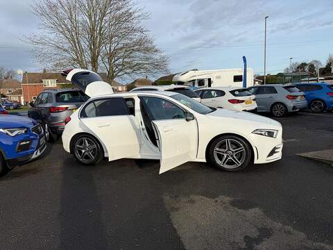 Mercedes-Benz A Class 1.3 A200 AMG Line Hatchback 5dr Petrol Manual Euro 6 (s/s) (163 ps) - U79529