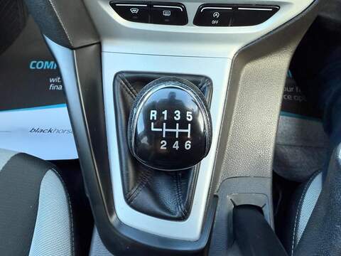 Ford Focus 1.6 TDCi Zetec S Hatchback 5dr Diesel Manual Euro 5 (s/s) (115 ps) - U79531