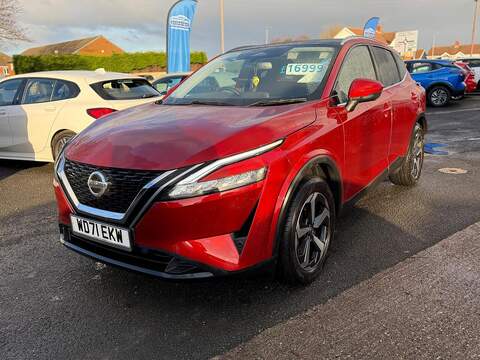Nissan Qashqai 1.3 DIG-T MHEV N-Connecta SUV 5dr Petrol Hybrid Manual Euro 6 (s/s) (140 ps) - U79537