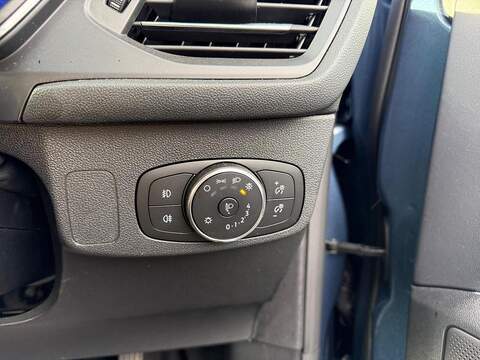 Ford Focus 1.5 EcoBlue Active X Vignale Auto Euro 6 (s/s) 5dr - U79539