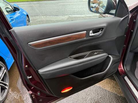 Renault Koleos 2.0 Blue dCi GT Line X-Trn A7 4WD Euro 6 (s/s) 5dr - U79542