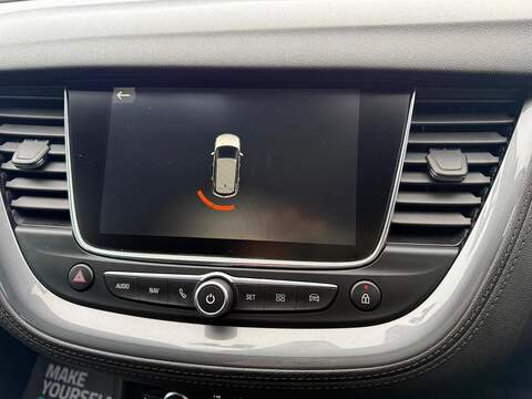 Vauxhall Grandland X 1.2 Turbo SRi Nav SUV 5dr Petrol Manual Euro 6 (s/s) (130 ps) - U79544