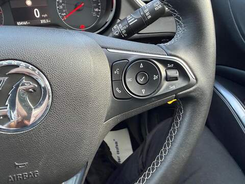 Vauxhall Grandland X 1.2 Turbo SRi Nav SUV 5dr Petrol Manual Euro 6 (s/s) (130 ps) - U79544