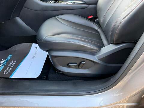 MG MG HS 1.5 T-GDI Trophy DCT Euro 6 (s/s) 5dr - U79548