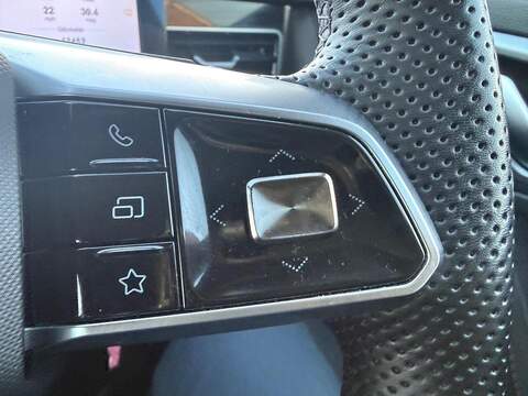 MG MG HS 1.5 T-GDI Trophy DCT Euro 6 (s/s) 5dr - U79548