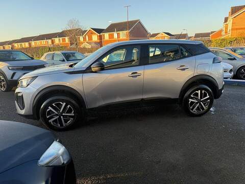 Peugeot 2008 1.2 PureTech Active Euro 6 (s/s) 5dr - U79549