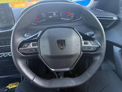 Peugeot 2008 1.2 PureTech Active Euro 6 (s/s) 5dr - U79549