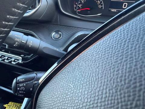 Peugeot 2008 1.2 PureTech Active Euro 6 (s/s) 5dr - U79549