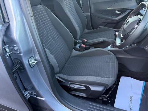 Peugeot 2008 1.2 PureTech Active Euro 6 (s/s) 5dr - U79549