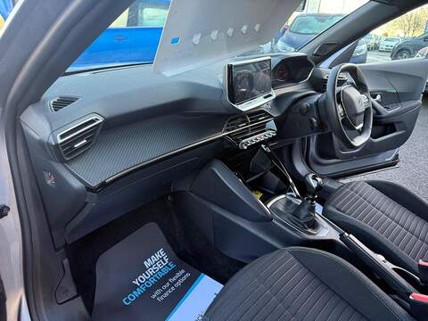 Peugeot 2008 1.2 PureTech Active Euro 6 (s/s) 5dr - U79549