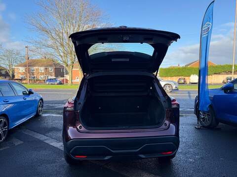 Nissan Qashqai 1.3 DIG-T MHEV Acenta Premium Euro 6 (s/s) 5dr - U79551