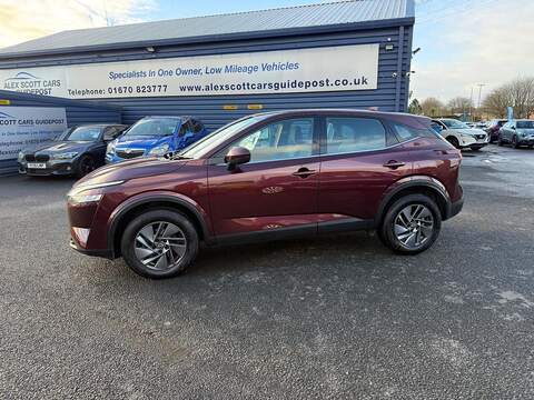 Nissan Qashqai 1.3 DIG-T MHEV Acenta Premium Euro 6 (s/s) 5dr - U79551