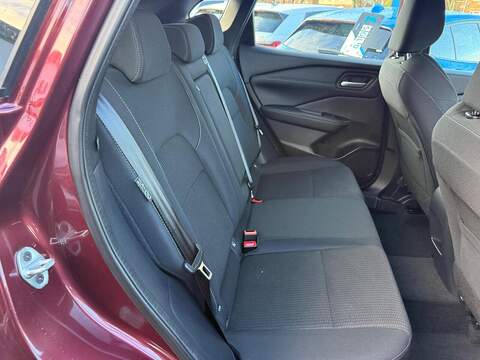 Nissan Qashqai 1.3 DIG-T MHEV Acenta Premium Euro 6 (s/s) 5dr - U79551