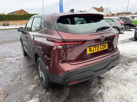 Nissan Qashqai 1.3 DIG-T MHEV Acenta Premium Euro 6 (s/s) 5dr - U79551