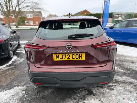 Nissan Qashqai 1.3 DIG-T MHEV Acenta Premium Euro 6 (s/s) 5dr - U79551