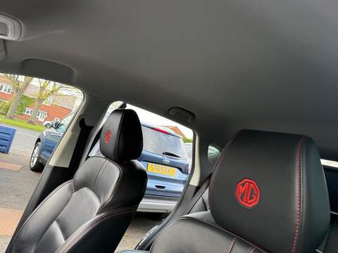 MG MG ZS 1.0 T-GDI Exclusive Auto Euro 6 5dr SUV 1.0 Automatic Petrol - U79554