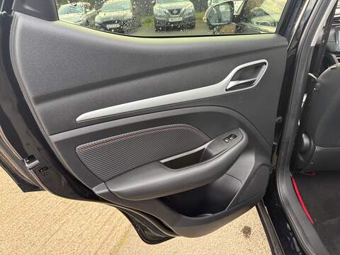 MG MG ZS 1.0 T-GDI Exclusive Auto Euro 6 5dr SUV 1.0 Automatic Petrol - U79554