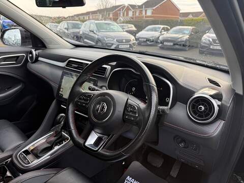 MG MG ZS 1.0 T-GDI Exclusive Auto Euro 6 5dr SUV 1.0 Automatic Petrol - U79554