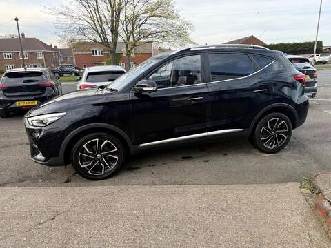 MG MG ZS 1.0 T-GDI Exclusive Auto Euro 6 5dr SUV 1.0 Automatic Petrol - U79554