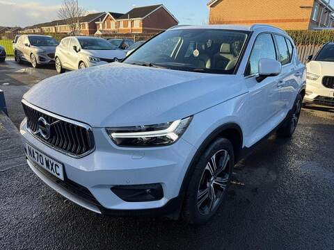 Volvo XC40 2.0 B4 MHEV Inscription Pro Auto Euro 6 (s/s) 5dr - U79556