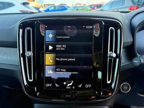 Volvo XC40 2.0 B4 MHEV Inscription Pro Auto Euro 6 (s/s) 5dr - U79556