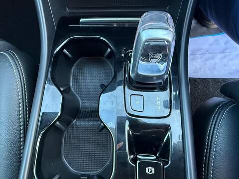 Volvo XC40 2.0 B4 MHEV Inscription Pro Auto Euro 6 (s/s) 5dr - U79556