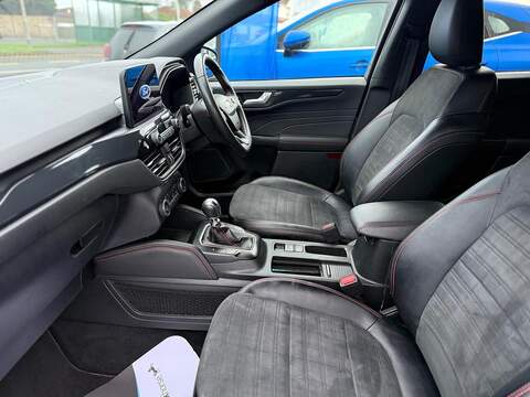 Ford Kuga 1.5T EcoBoost ST-Line X Edition Euro 6 (s/s) 5dr - U79557