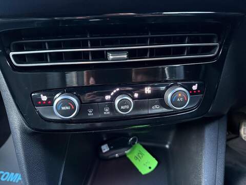 Vauxhall Mokka 1.2 Turbo Ultimate Auto Euro 6 (s/s) 5dr - U79558