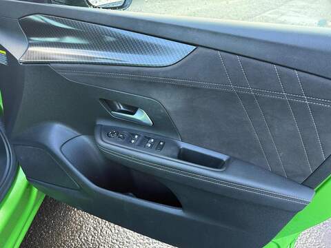 Vauxhall Mokka 1.2 Turbo Ultimate Auto Euro 6 (s/s) 5dr - U79558