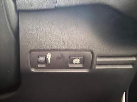 Volvo XC40 2.0 T4 Inscription Auto AWD Euro 6 (s/s) 5dr - U79560