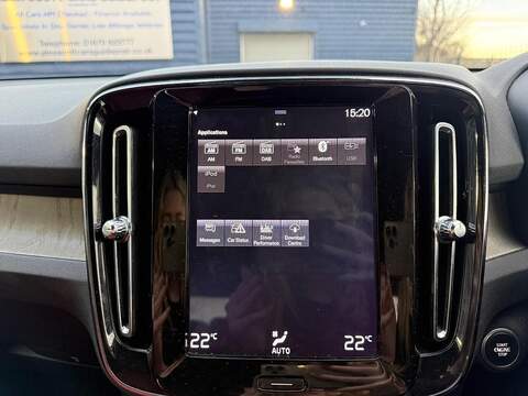 Volvo XC40 2.0 T4 Inscription Auto AWD Euro 6 (s/s) 5dr - U79560